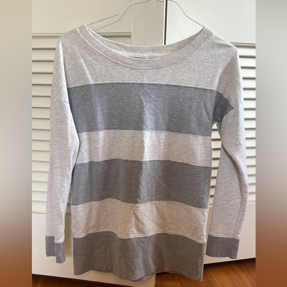 Loft sweatshirt